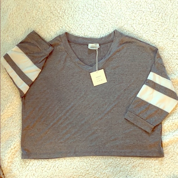 Good Luck Gem T-Shirt - Picture 1 of 4